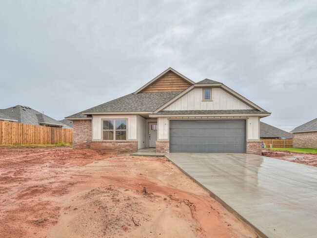 Building Photo - Brand New Home in Moore! Up to $500 off fi...