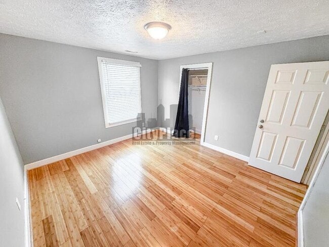 Building Photo - 3530 Guilford Ave