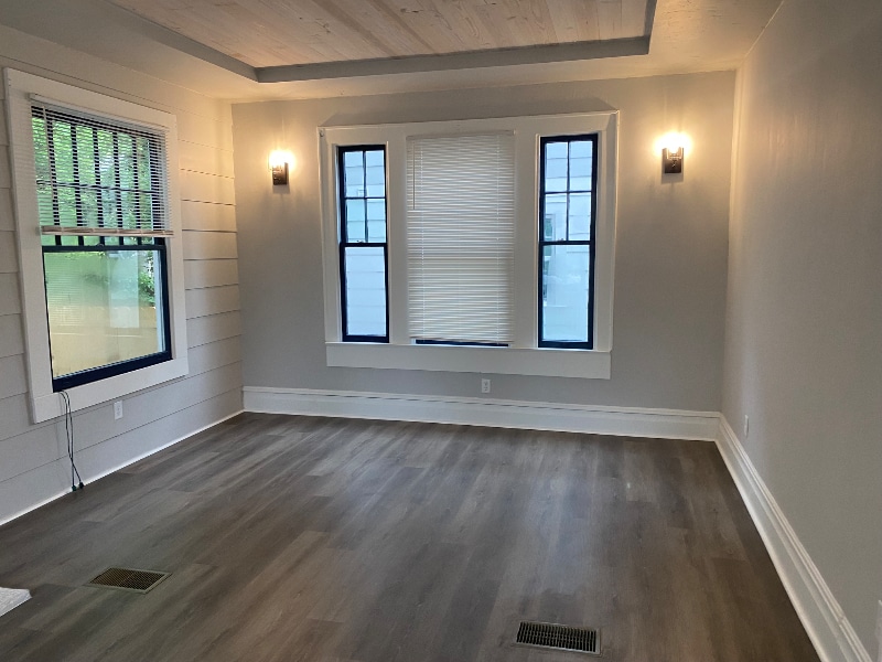 Building Photo - 519 E Livingston St