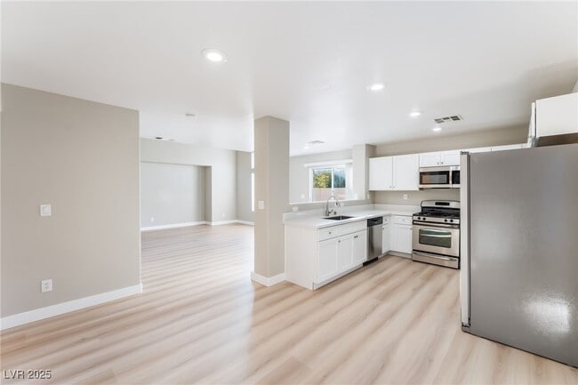 Building Photo - 2723 Mossy Oaks Ln