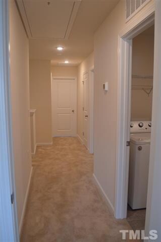 Building Photo - Room in Townhome on Talley St