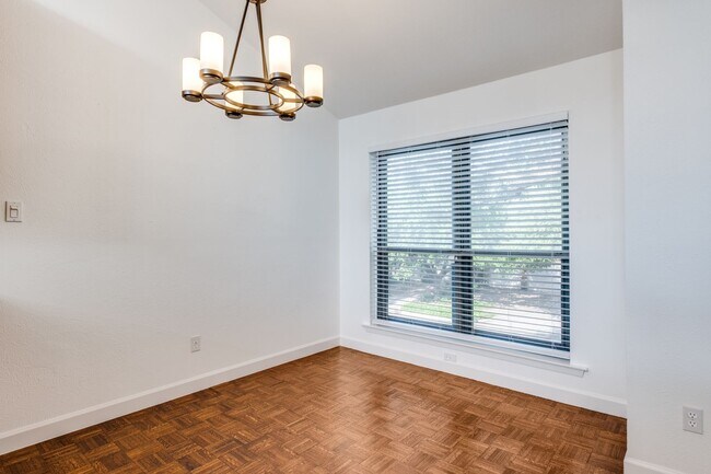 Building Photo - 4104 Wycliff Ave
