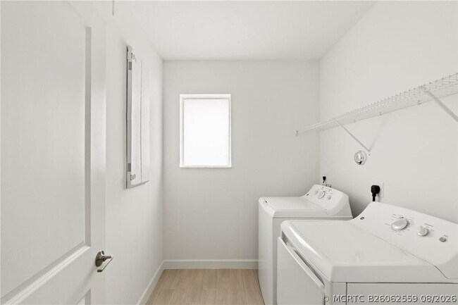 Building Photo - 22025 Brookmont Dr