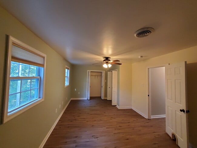 Primary Photo - Triplex
