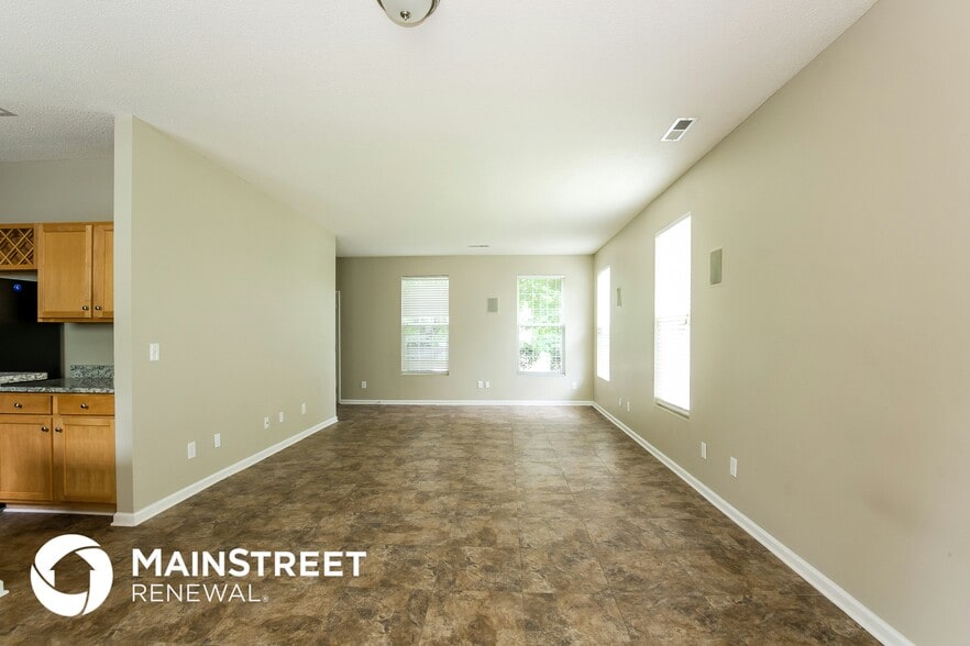 Building Photo - 2006 Gramercy Park Dr