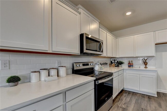 Building Photo - 159 Mead Ct