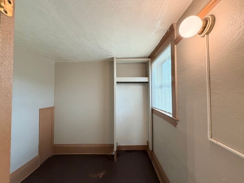 Building Photo - 7405 Detroit Ave