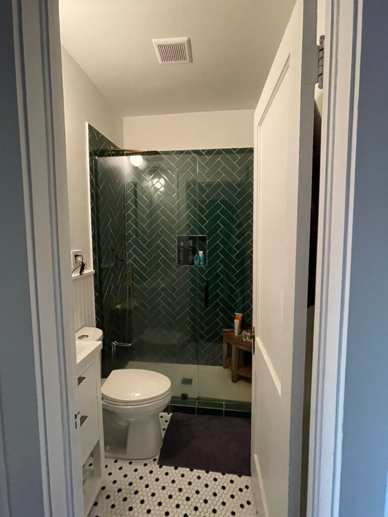 Building Photo - 1071 N Highland Ave NE