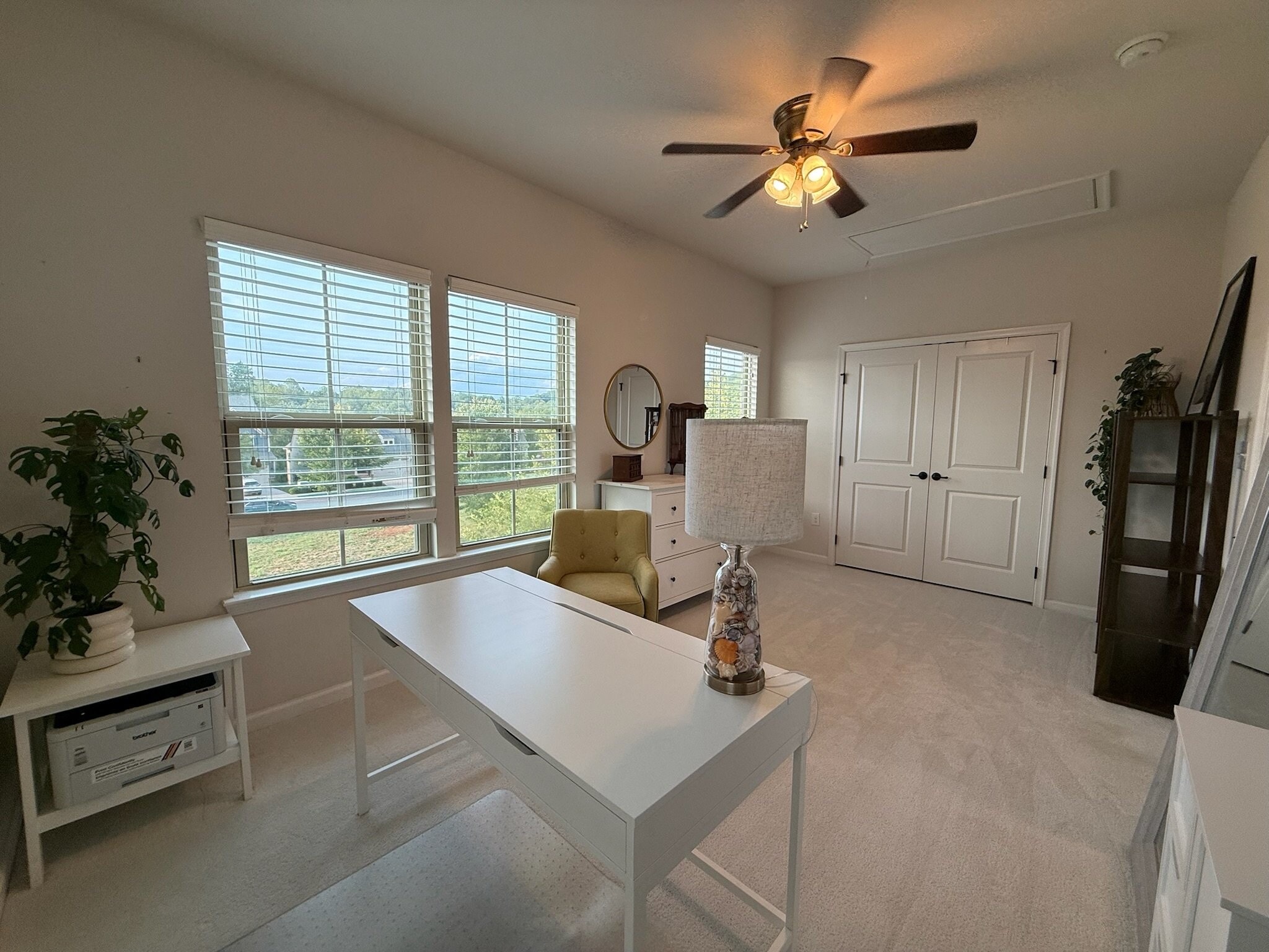 Building Photo - 814 Oval Park Ln