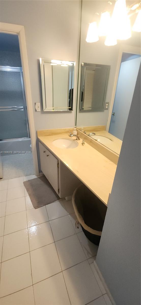 Building Photo - 1985 S Ocean Dr