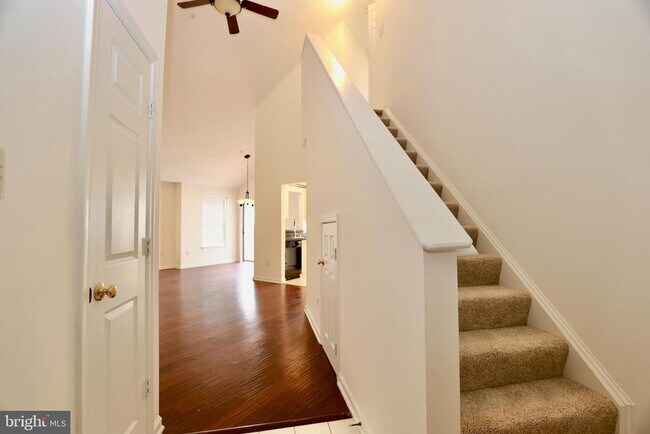 Building Photo - 5928 Founders Crossing Ct