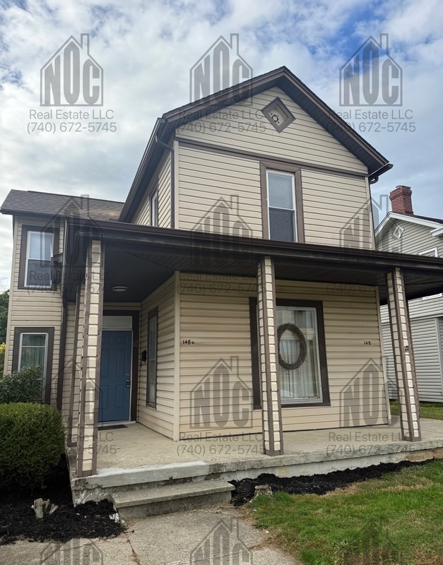 Primary Photo - 148 1/2-148 1/2 E Allen St
