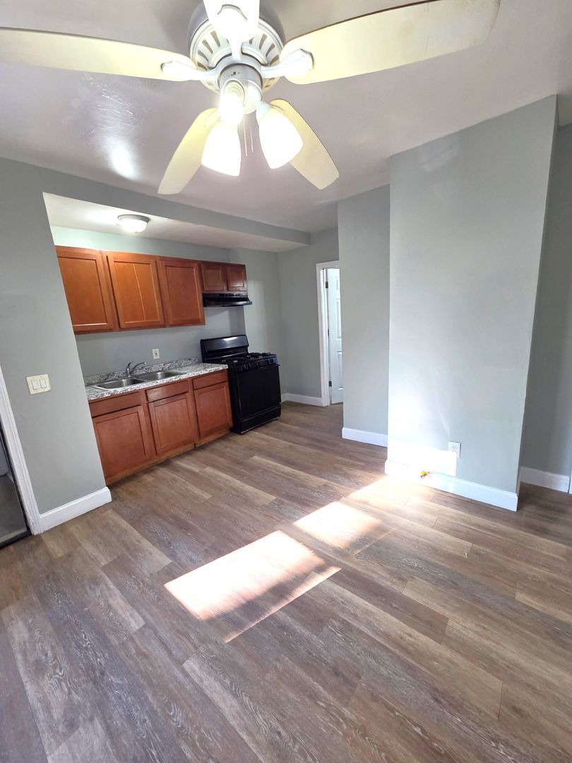 Building Photo - 718-720 Charles Street