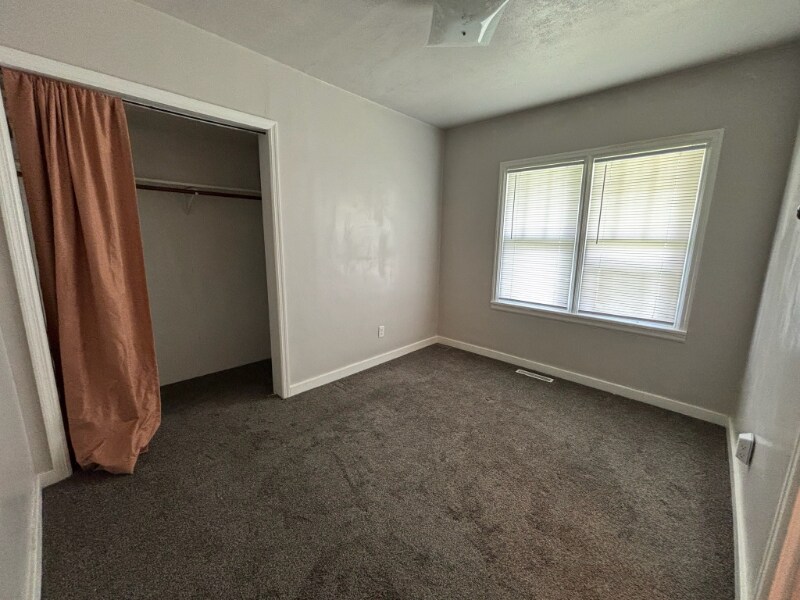 Building Photo - 803 Wadleigh St
