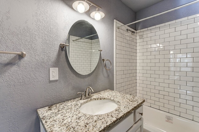 Building Photo - Remodeled Retreat w/ Covered Patio, Front ...