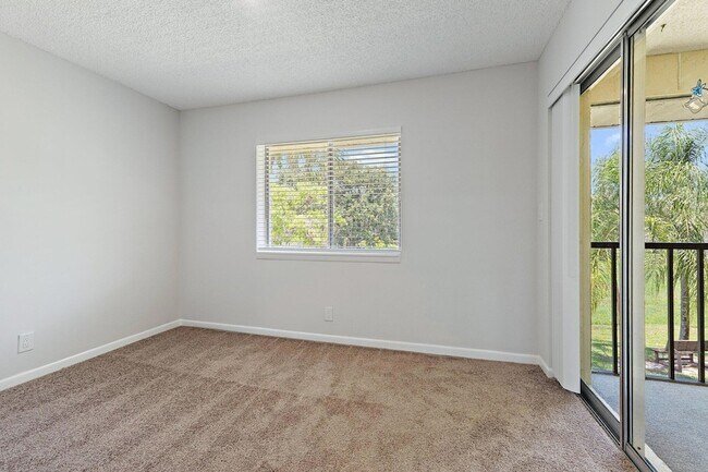 Building Photo - 6531 Chasewood Dr