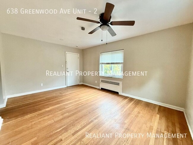 Building Photo - 638 Greenwood Ave