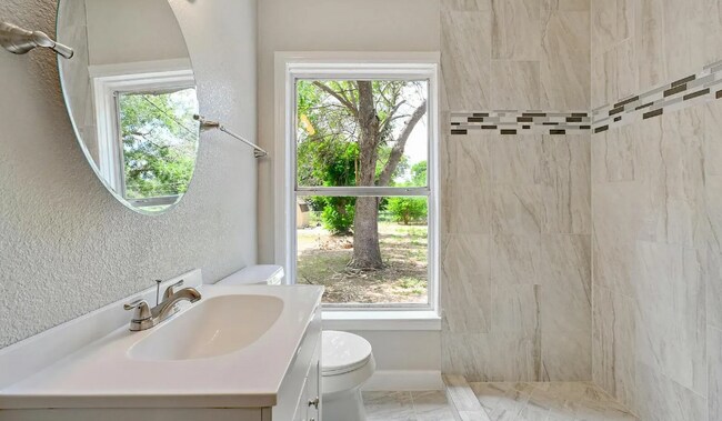 Building Photo - 505 Wright Ave