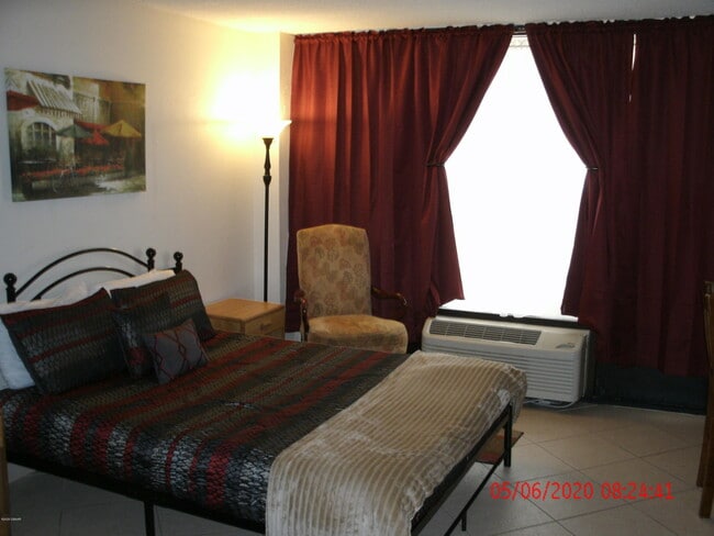 Building Photo - 2043 S Atlantic Ave