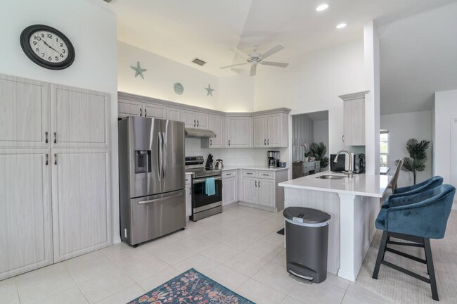 Building Photo - Seasonal Fully Furnished Home on Marco Island - AVAIL NOW