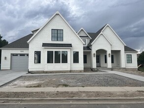 Building Photo - 3243 N 810 E