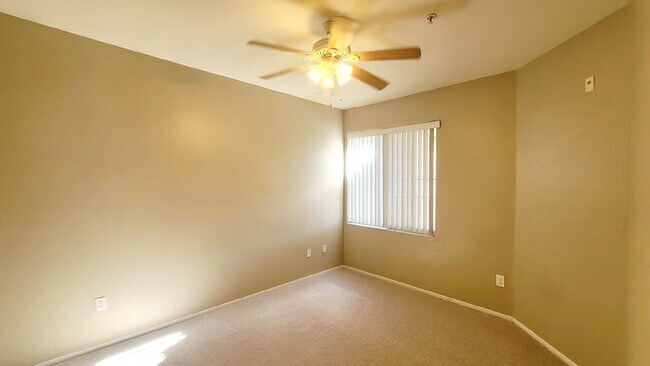 Building Photo - 7185 S Durango Dr