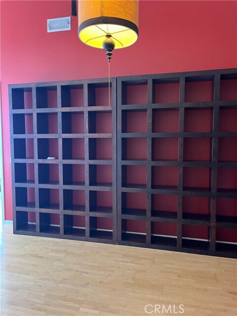 Building Photo - 175 S Lake Ave