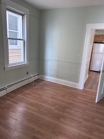 Building Photo - 195 Cambridge Ave