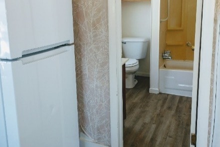 Laminate flooring in kitchen and bath, new tub installation 4/29/26. - 10479 Protection S Rd