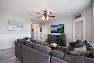 Building Photo - 17804 Maritime Point