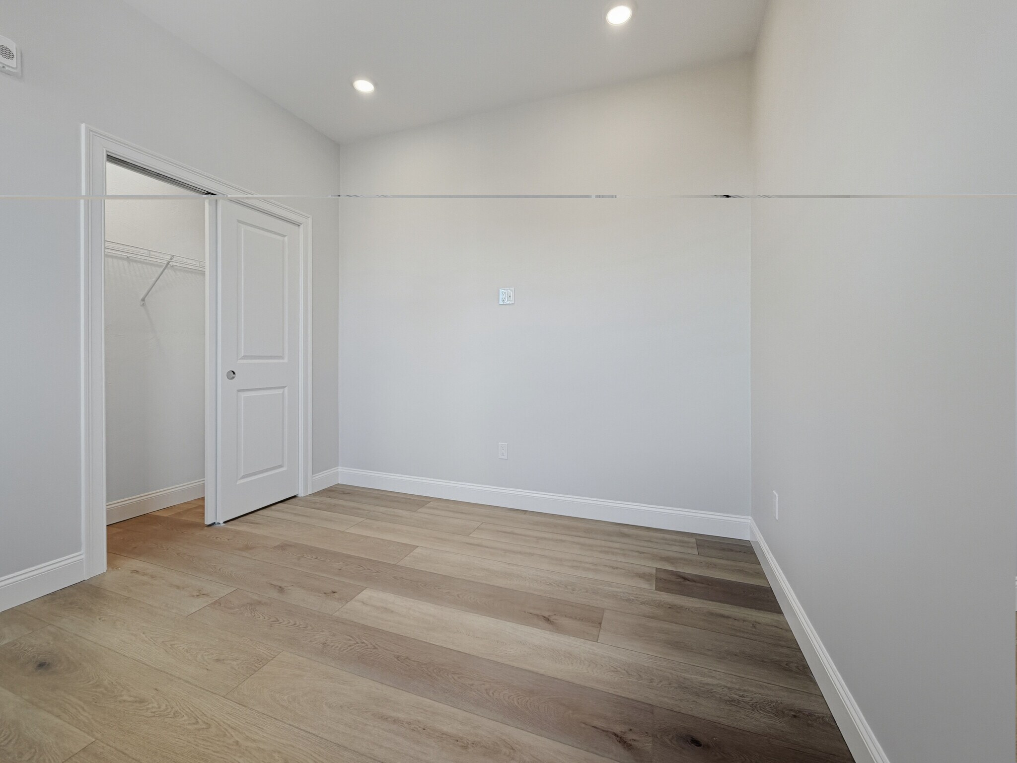 Building Photo - 220 Winthrop St