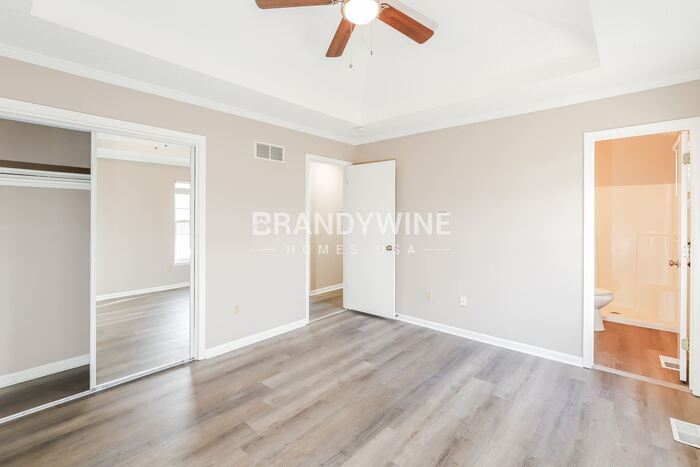 Building Photo - 1626 S Whitney Dr