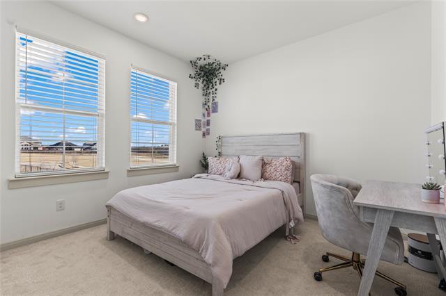 Building Photo - 15627 Rue Dr