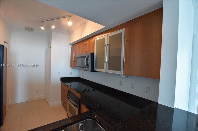 Building Photo - 335 S Biscayne Blvd