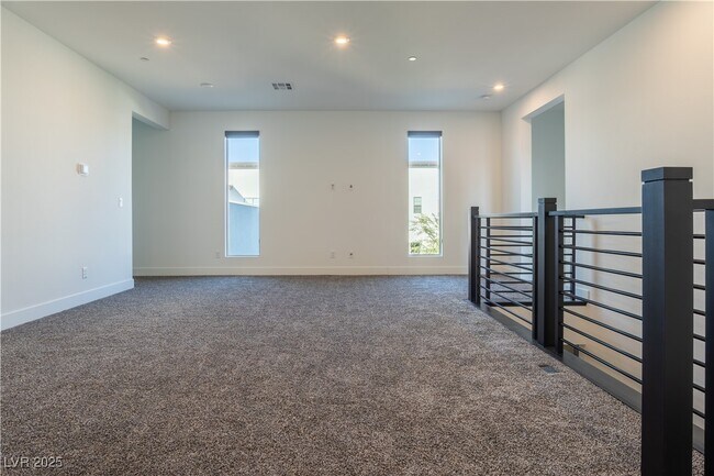 Building Photo - 3248 Waterstone Ave