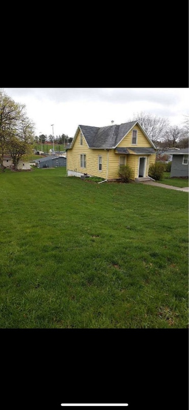 Building Photo - 1206 Elm St