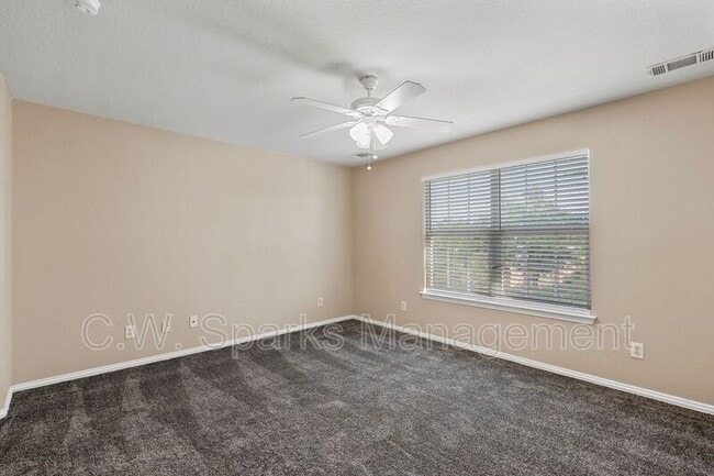 Building Photo - 2728 Mountain Lion Dr