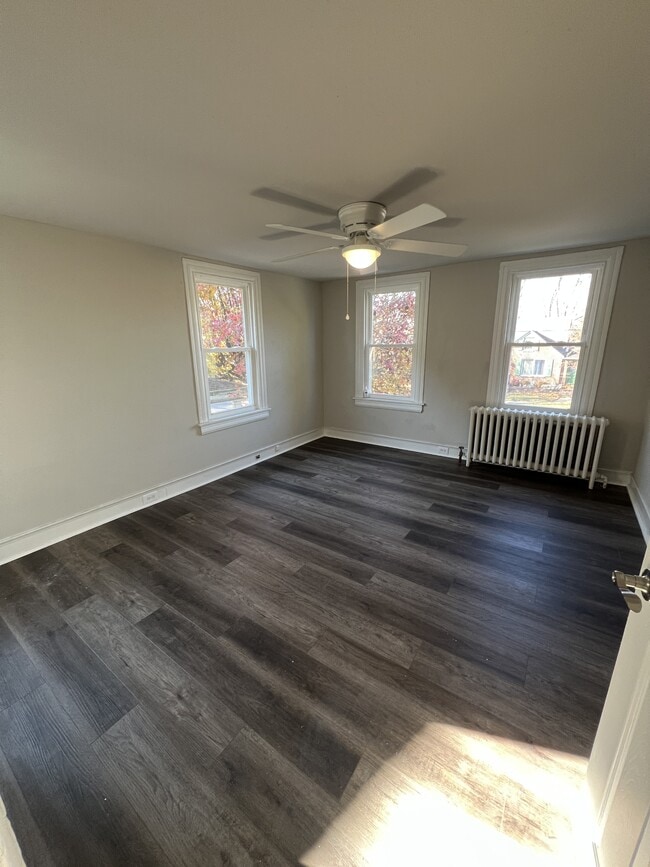 Building Photo - 44 8th St