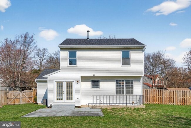 Building Photo - 8813 Francesca Dr