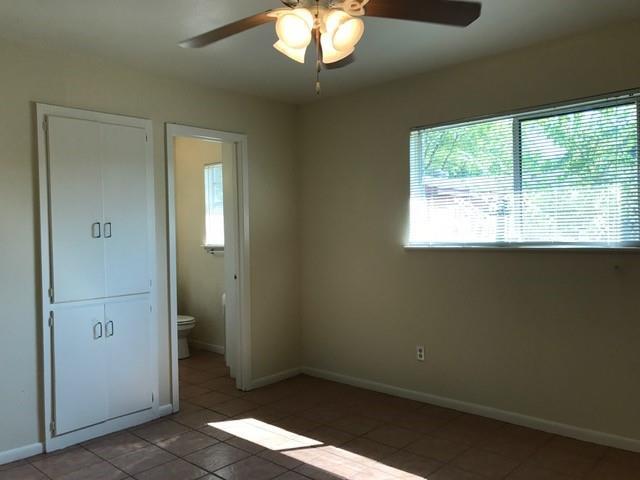 Building Photo - 5213 Joe Sayers Ave