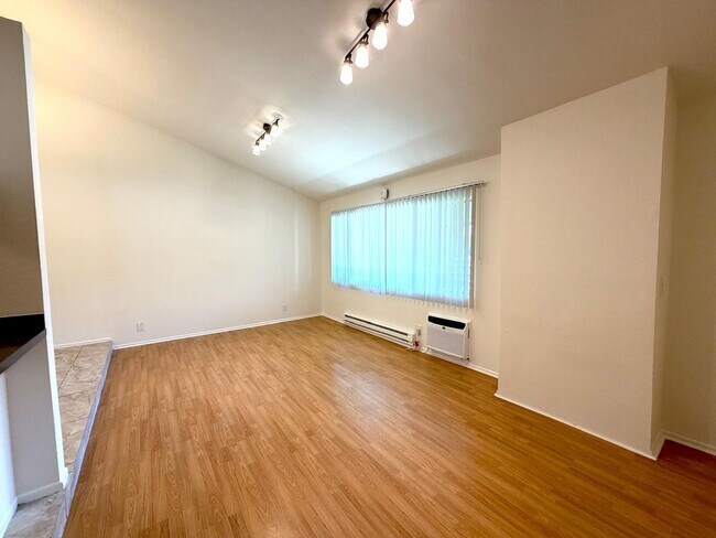 Interior Photo - ind6738