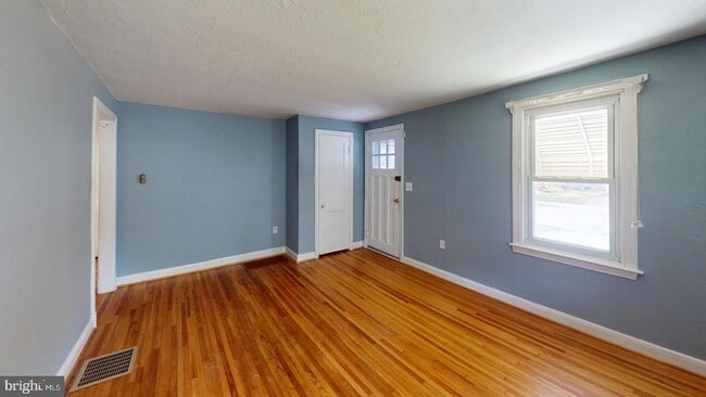 Building Photo - 16 Patapsco Rd