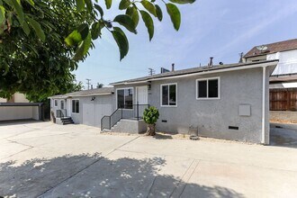 Building Photo - Fully Renovated 2BR/1BA Unit in Altadena –...