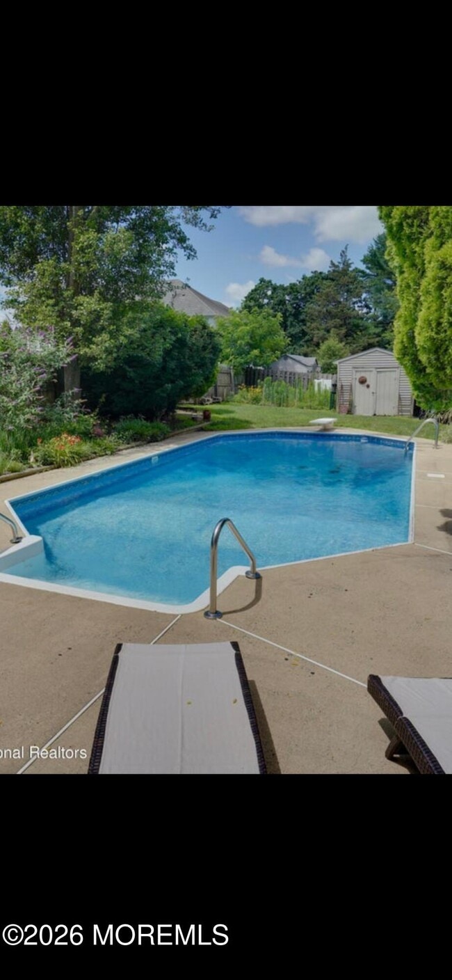 Building Photo - 80 Girard Ave