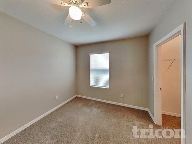 Building Photo - 4127 Willow Hammock Dr