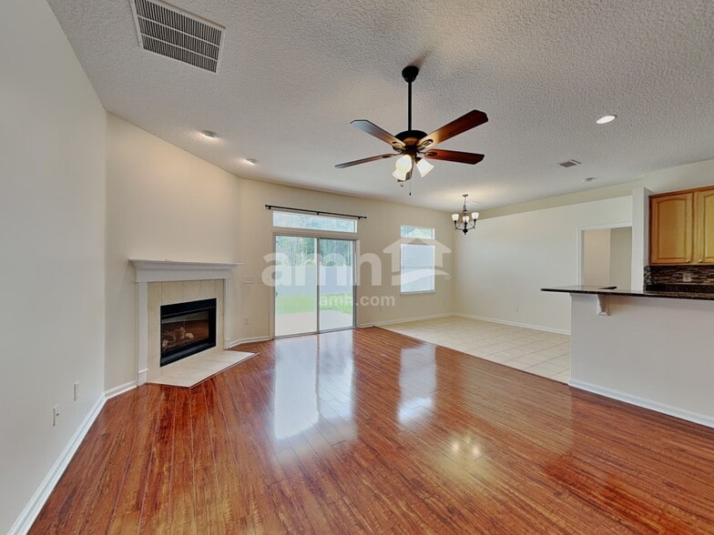 Building Photo - 2061 Jimmy Ln