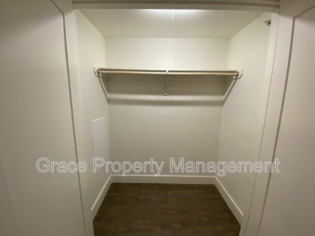 Building Photo - 431 E Bayaud Ave