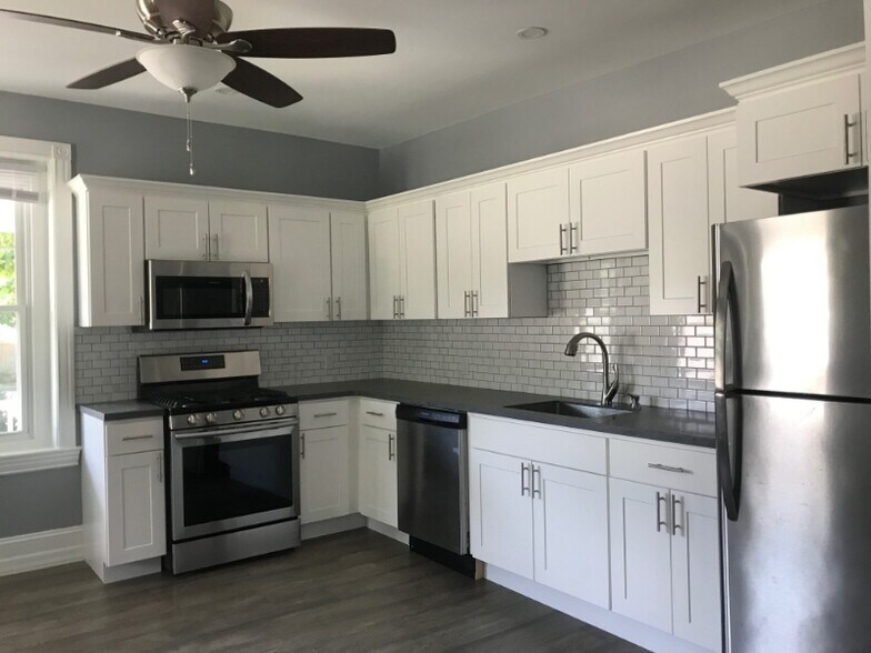 Building Photo - 400 Bethlehem Pike
