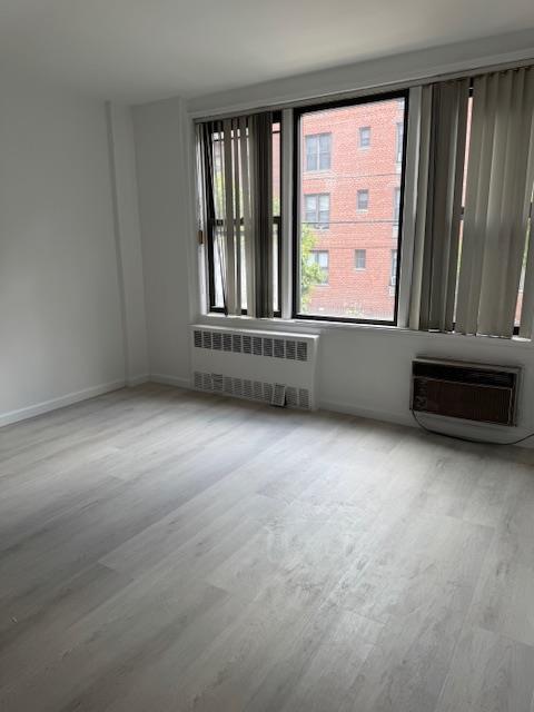 Building Photo - 83-45 Vietor Ave
