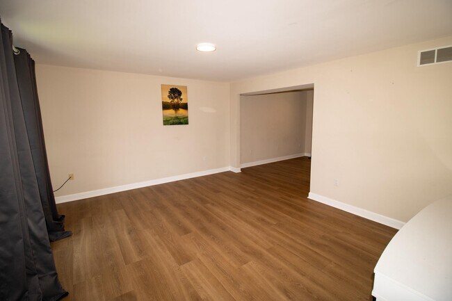Building Photo - 7822 Rolling Vista Ct
